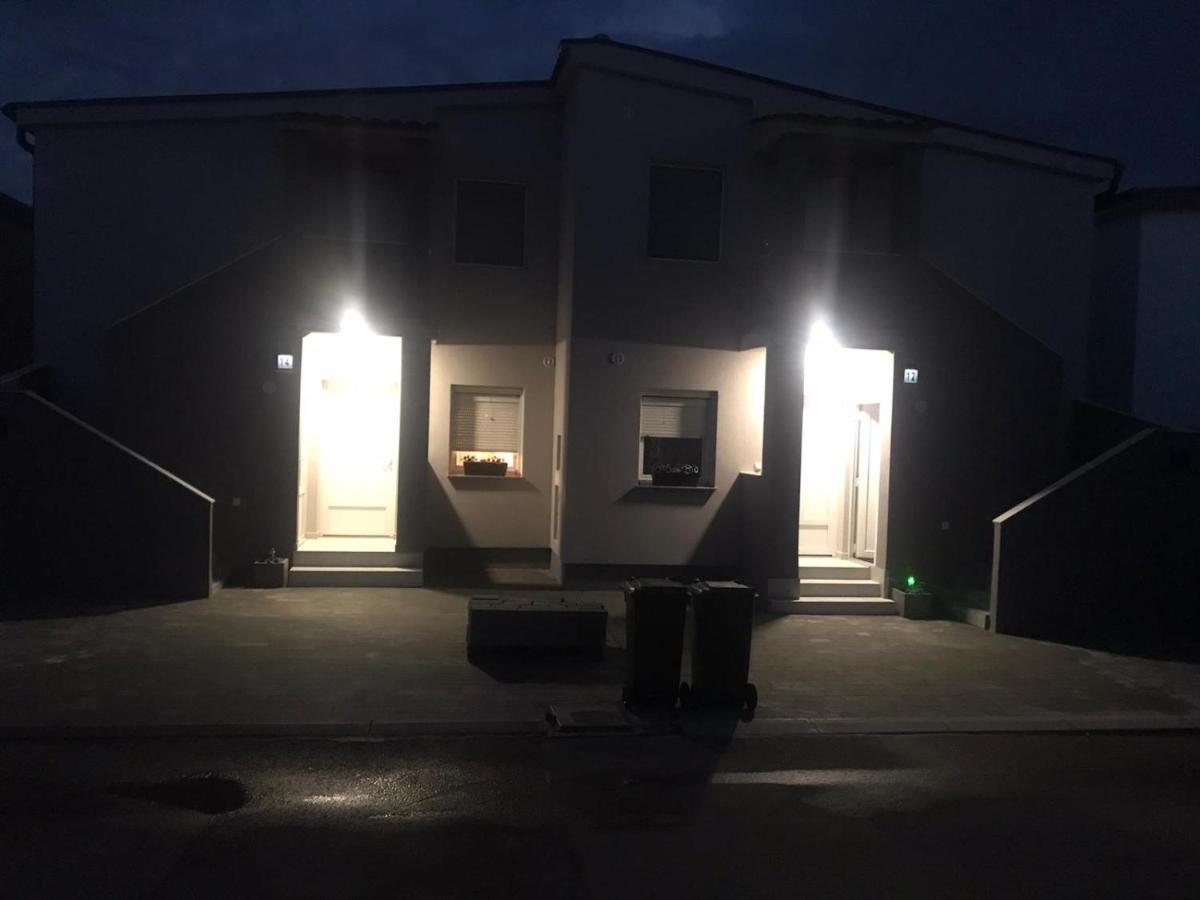 Apartman Petra 1 Vir Kültér fotó