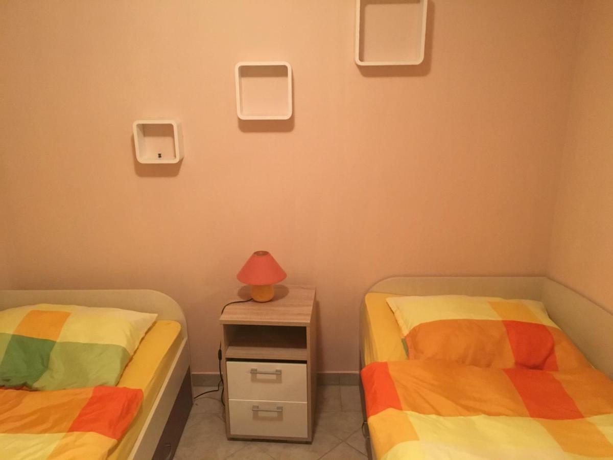 Apartman Petra 1 Vir Kültér fotó