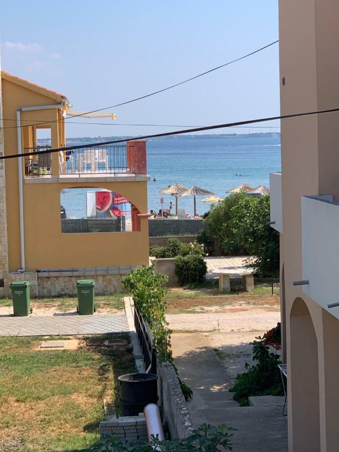 Apartman Petra 1 Vir Kültér fotó